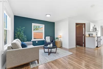 16484 Front Ave, Oregon City, OR 97045 - Photo 4