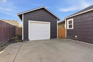 16484 Front Ave, Oregon City, OR 97045 - Photo 28