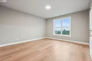 8774 SW 176th Ave, Beaverton, OR 97007 - Photo 18