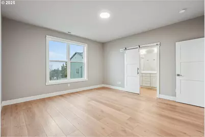 8774 SW 176th Ave, Beaverton, OR 97007 - Photo 18