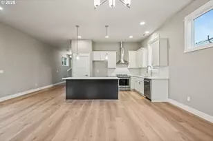 8774 SW 176th Ave, Beaverton, OR 97007 - Photo 6