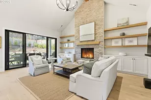 4515 SW 59th Ave, Portland, OR 97221 - Photo 8