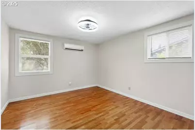 2065 Providence St, Eugene, OR 97401 - Photo 8