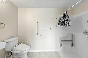 2065 Providence St, Eugene, OR 97401 - Photo 22