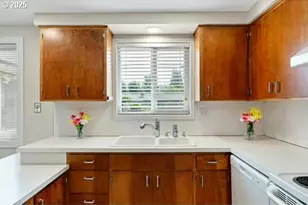 2065 Providence St, Eugene, OR 97401 - Photo 16