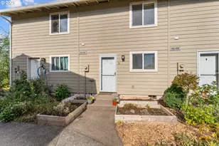 3305 E Vittoria Way, Newberg, OR 97132 - Photo 2