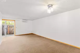 3305 E Vittoria Way, Newberg, OR 97132 - Photo 10