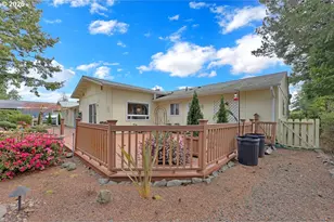 1415 20th St, Florence, OR 97439 - Photo 34