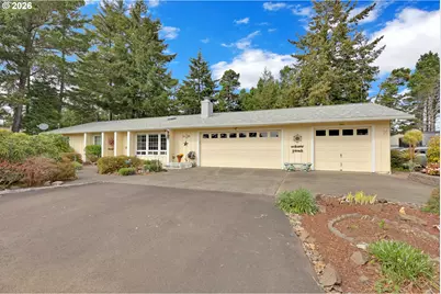 1415 20th St, Florence, OR 97439 - Photo 1