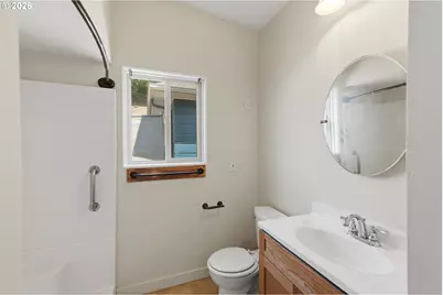 1464 N 14th St, Coos Bay, OR 97420 - Photo 10
