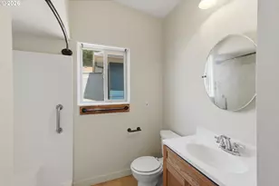 1464 N 14th St, Coos Bay, OR 97420 - Photo 10