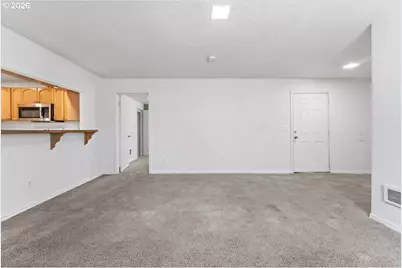5036 NE 57th Ave, Portland, OR 97218 - Photo 4