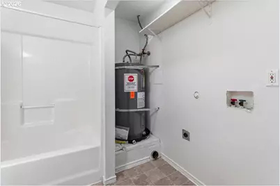 5036 NE 57th Ave, Portland, OR 97218 - Photo 16