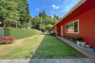 590 Robinhood Ave, Lakeside, OR 97449 - Photo 4