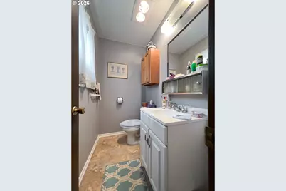 590 Robinhood Ave, Lakeside, OR 97449 - Photo 16