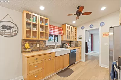 14418 NE 46th St, Vancouver, WA 98682 - Photo 10