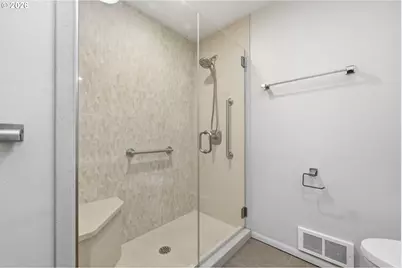 1890 Taylor St, Eugene, OR 97405 - Photo 28