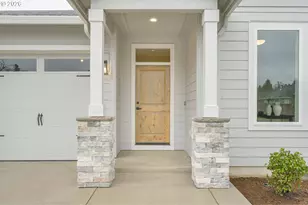 2329 E Wolfpack St, La Center, WA 98629 - Photo 2