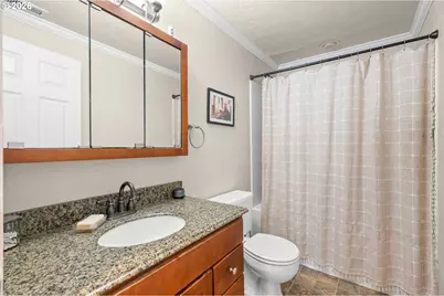 25221 Cheney Dr, Veneta, OR 97487 - Photo 24
