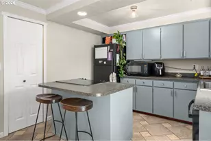 25221 Cheney Dr, Veneta, OR 97487 - Photo 12