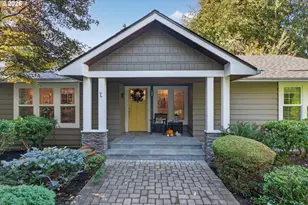 18665 Trillium Dr, West Linn, OR 97068 - Photo 1