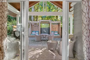 18665 Trillium Dr, West Linn, OR 97068 - Photo 42