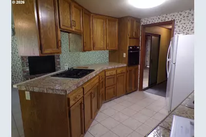 18536 Longfellow Ave, Lake Oswego, OR 97035 - Photo 10