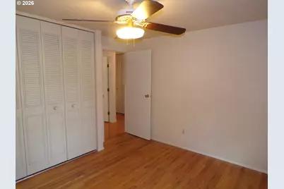 18536 Longfellow Ave, Lake Oswego, OR 97035 - Photo 16