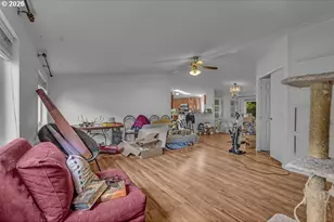 16000 SE Powell Blvd, Portland, OR 97236 - Photo 10