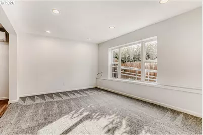 700 Barton Ave, Gladstone, OR 97027 - Photo 8