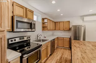 700 Barton Ave, Gladstone, OR 97027 - Photo 14