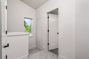 5601 SE Bybee Blvd, Portland, OR 97202 - Photo 10