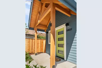 5601 SE Bybee Blvd #B, Portland, OR 97202 - Photo 4