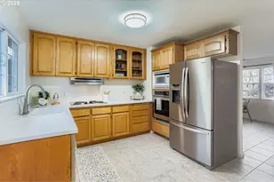 12920 SW Douglas St, Portland, OR 97225 - Photo 10