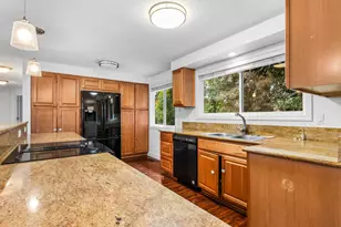 15815 SW 88th Ave, Portland, OR 97224 - Photo 4