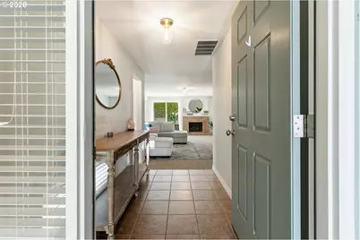 2570 SW 203rd Ave, Beaverton, OR 97003 - Photo 4