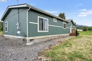 178 19th St, Lyons, OR 97358 - Photo 2