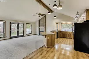 1621 NE Greensword Dr, Hillsboro, OR 97124 - Photo 6