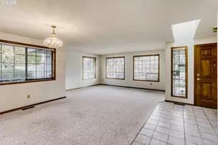 1621 NE Greensword Dr, Hillsboro, OR 97124 - Photo 4