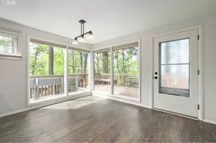 1355 Paige Ave, Eugene, OR 97405 - Photo 10