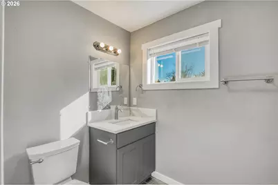 12828 SE Bush St, Portland, OR 97236 - Photo 20