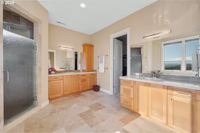 12491 SE Verlie St, Happy Valley, OR 97086 - Photo 20