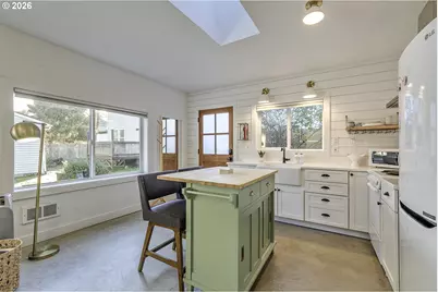 6223 N Yale St, Portland, OR 97203 - Photo 34