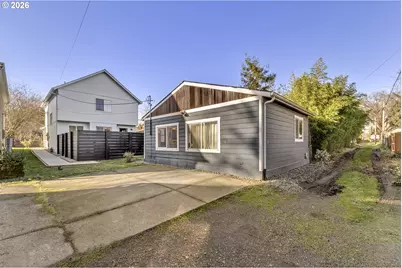 6223 N Yale St, Portland, OR 97203 - Photo 30