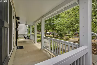 6223 N Yale St, Portland, OR 97203 - Photo 4