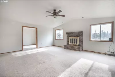 7295 NW Poverty Bend Rd, McMinnville, OR 97128 - Photo 16