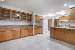 7295 NW Poverty Bend Rd, McMinnville, OR 97128 - Photo 8