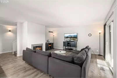 604 N Hayden Bay Dr, Portland, OR 97217 - Photo 8