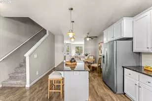 18272 SW Anna Mae Ln, Beaverton, OR 97003 - Photo 12