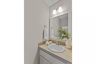 18272 SW Anna Mae Ln, Beaverton, OR 97003 - Photo 14